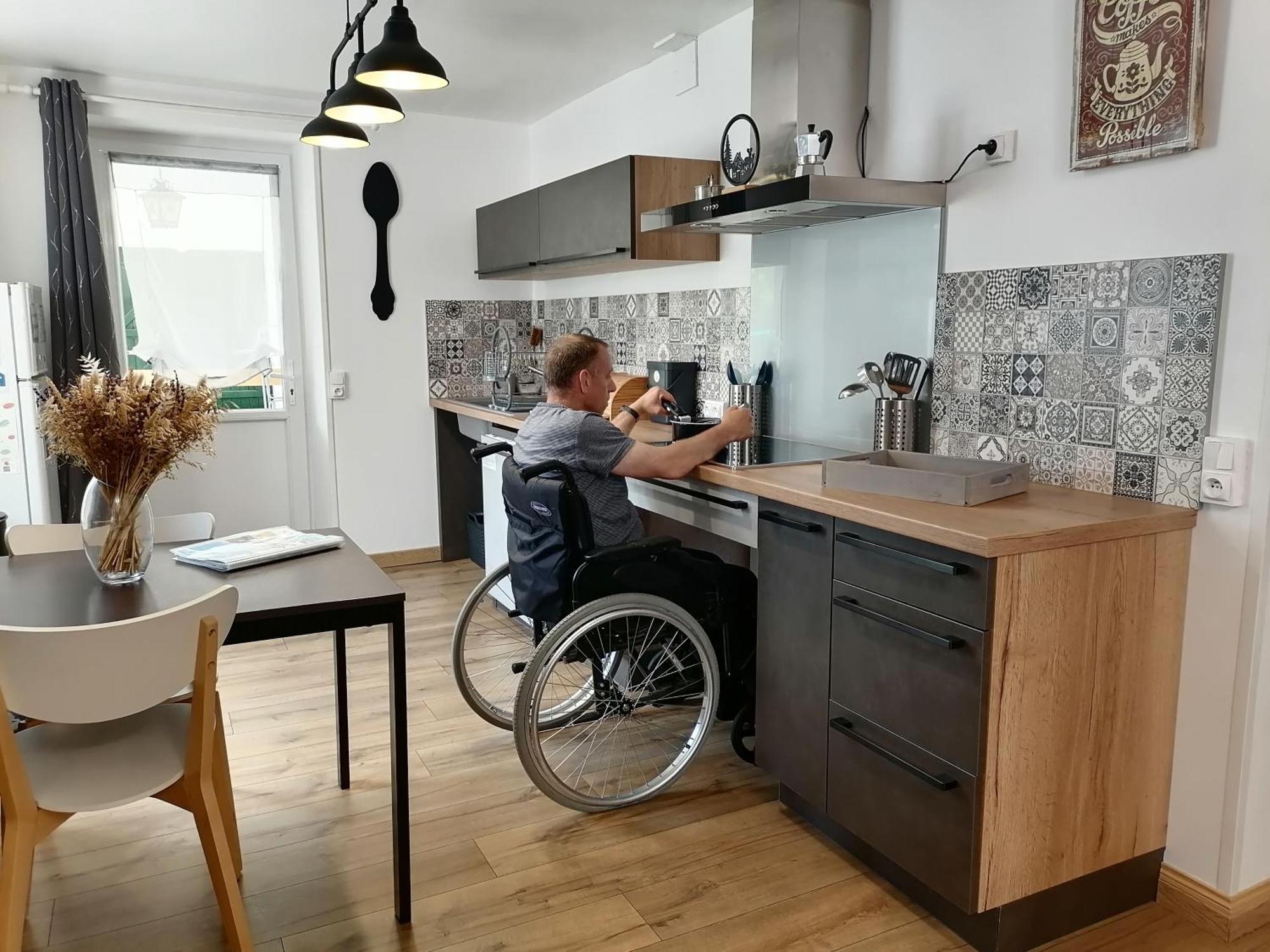 Aux D'Estaing Croises, Gite De Montagne Accessible A Tous المظهر الخارجي الصورة